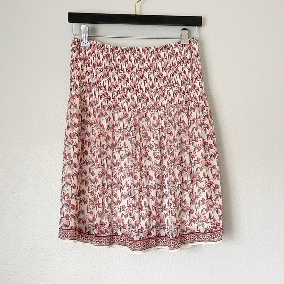 Max Studio Dresses & Skirts - MAX STUDIO Ivory & Red Floral Shirred Pleated Skirt Small